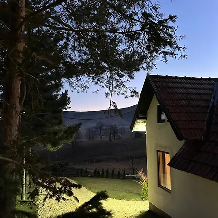 Golden Queen 度假居 *