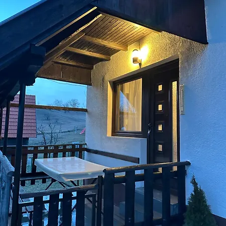 Golden Queen 度假居 兹拉蒂博尔