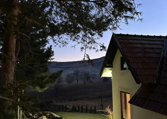 Golden Queen 度假居 *